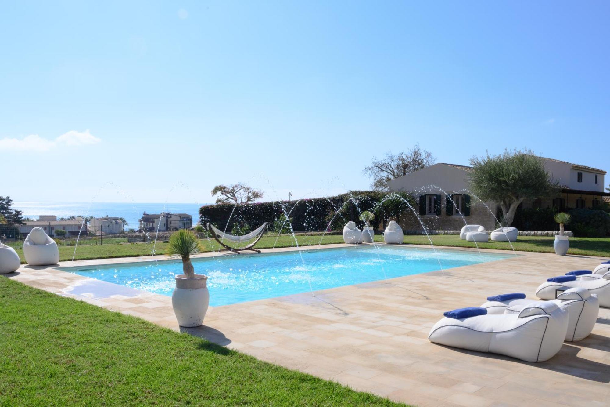 Poggio Leano Boutique Hotel 돈나루카타 외부 사진